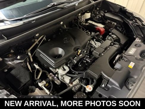 Used 2021 Toyota RAV4 LE FWD image 40