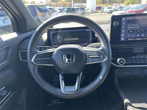 Certified 2024 Honda Prologue EX image 11