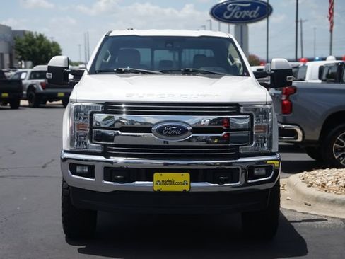 Used 2018 Ford F250 Lariat w/ Lariat Ultimate Package AWD/4WD image 3