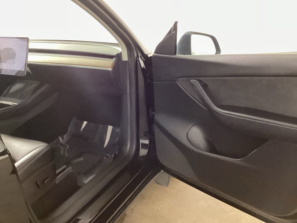 Used 2022 Tesla Model Y Performance AWD/4WD image 21
