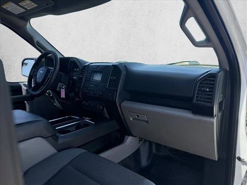 Used 2018 Ford F150 XL w/ Equipment Group 101A Mid AWD/4WD image 12