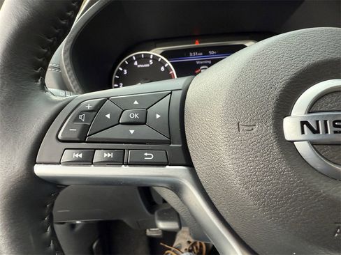 Used 2022 Nissan Sentra SV w/ All-Weather Package image 21