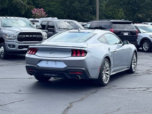 Used 2025 Ford Mustang GT Premium RWD image 28