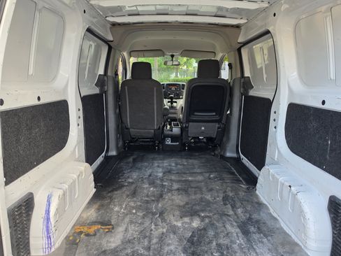 Used 2017 Nissan NV200 SV w/ Back Door Glass Package FWD image 14