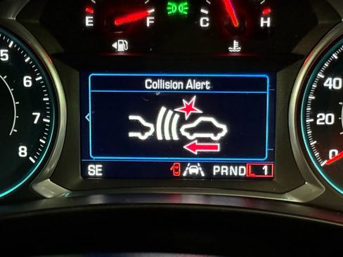 Used 2022 Chevrolet Equinox LS w/ LS Convenience Package image 36