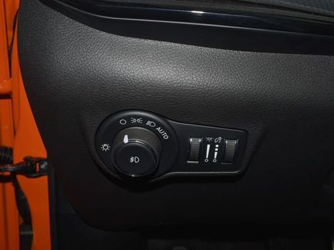 New 2026 Jeep Compass Latitude w/ Sun and Sound Group AWD/4WD image 15