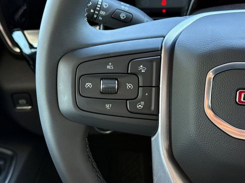 Used 2026 GMC Sierra 1500 SLE image 29