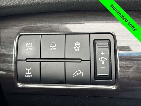 Used 2013 Kia Sorento LX image 10