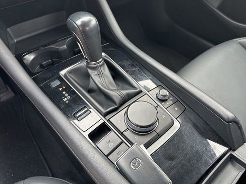 Used 2024 MAZDA MAZDA3 s image 21