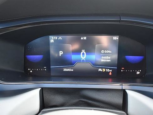 Used 2022 Volkswagen Taos SE image 23