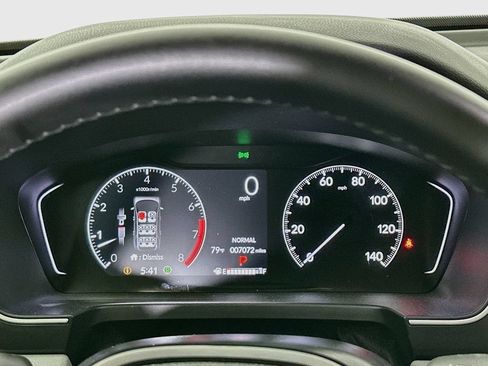 Used 2025 Honda Pilot Touring image 12