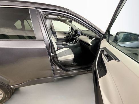 Used 2024 Toyota RAV4 XLE Premium FWD image 26