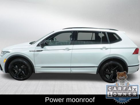 Used 2024 Volkswagen Tiguan SE R-Line AWD/4WD image 11
