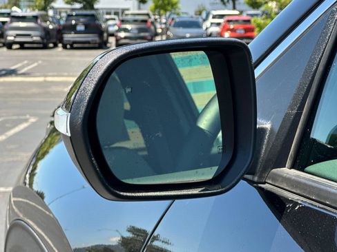 Used 2026 Chevrolet Traverse LT w/ LPO, Floor Liner Package FWD image 50