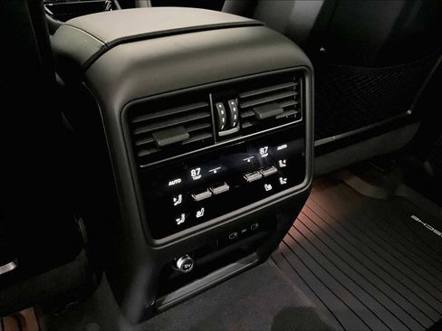 New 2026 Porsche Cayenne AWD/4WD image 27