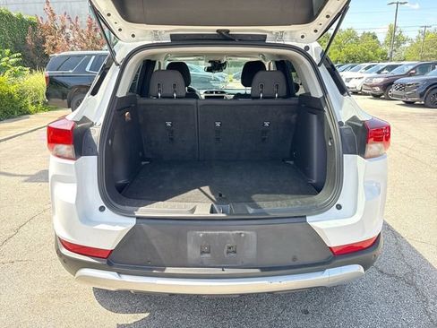 Used 2022 Chevrolet TrailBlazer LT w/ Convenience Package AWD/4WD image 24