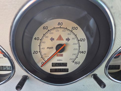 Used 1998 Mercedes-Benz SLK 230 image 10