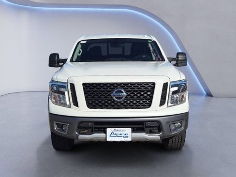 Used 2018 Nissan Titan PRO-4X w/ Pro-4x Convenience Package image 8