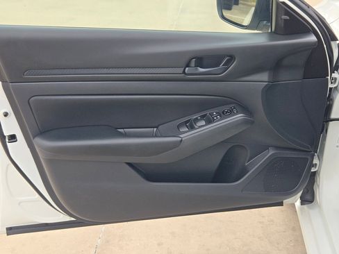 Certified 2025 Nissan Altima 2.5 S image 11