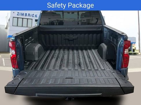 Certified 2024 Chevrolet Silverado 1500 LT w/ Z71 Off-Road Package image 10