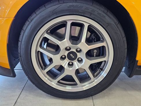 Used 2007 Ford Mustang Shelby GT500 RWD image 9