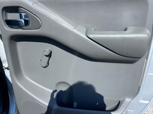 Used 2018 Nissan Frontier S image 13