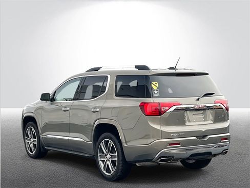 Certified 2019 GMC Acadia Denali w/ Technology Package image 4