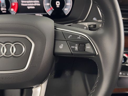 Used 2021 Audi Q5 Premium Plus w/ Premium Plus Package image 22