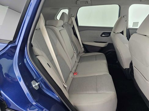 Used 2023 Nissan Rogue SV FWD image 12
