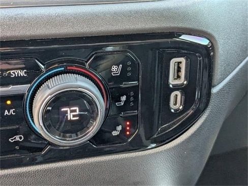 Used 2023 Chevrolet Silverado 1500 High Country w/ Technology Package image 28