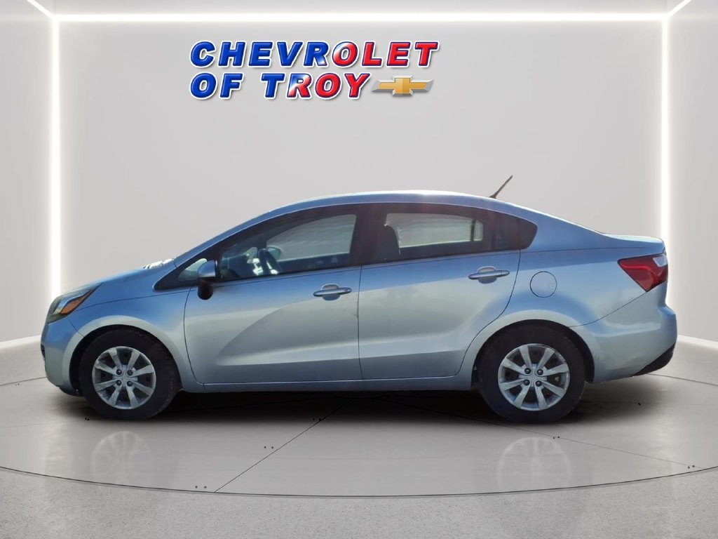 Used 2015 Kia Rio LX w/ Power Package FWD image 4