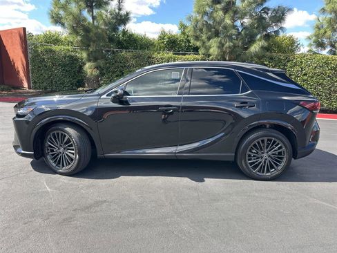 Used 2025 Lexus RX 350h image 3