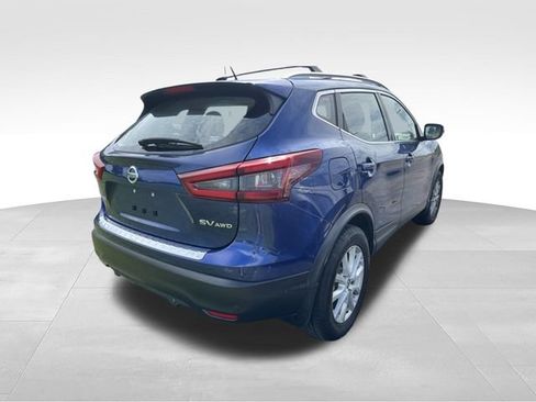 Used 2021 Nissan Rogue Sport SV AWD/4WD image 3
