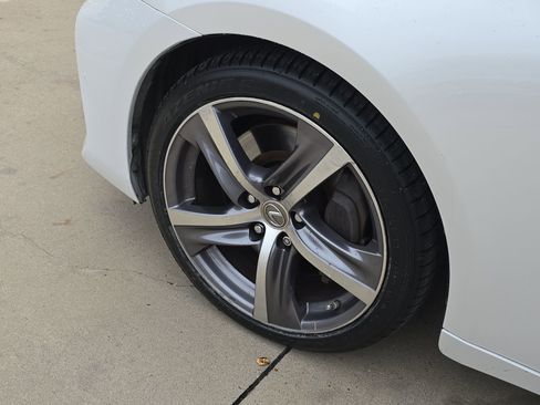 Used 2018 Lexus IS 300 image 11