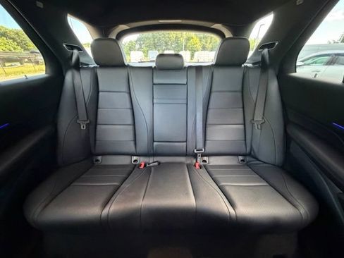 Used 2022 Mercedes-Benz GLE 350 4MATIC image 17