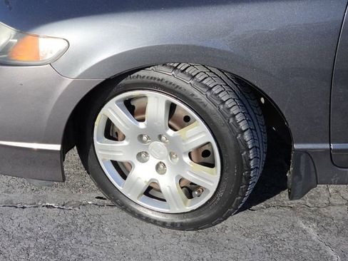 Used 2010 Honda Civic LX image 17