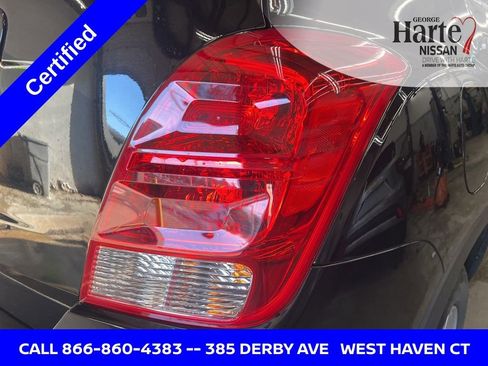 Used 2022 Chevrolet Trax LS w/ Tint and Cruise Package image 16