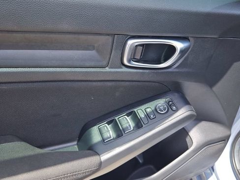 Used 2024 Honda Civic Sport image 11