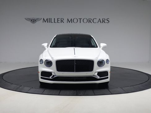 Certified 2024 Bentley Flying Spur Plug-In Hybrid image 12