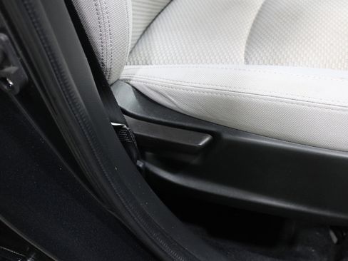 Used 2018 Subaru Forester 2.5i Premium image 27