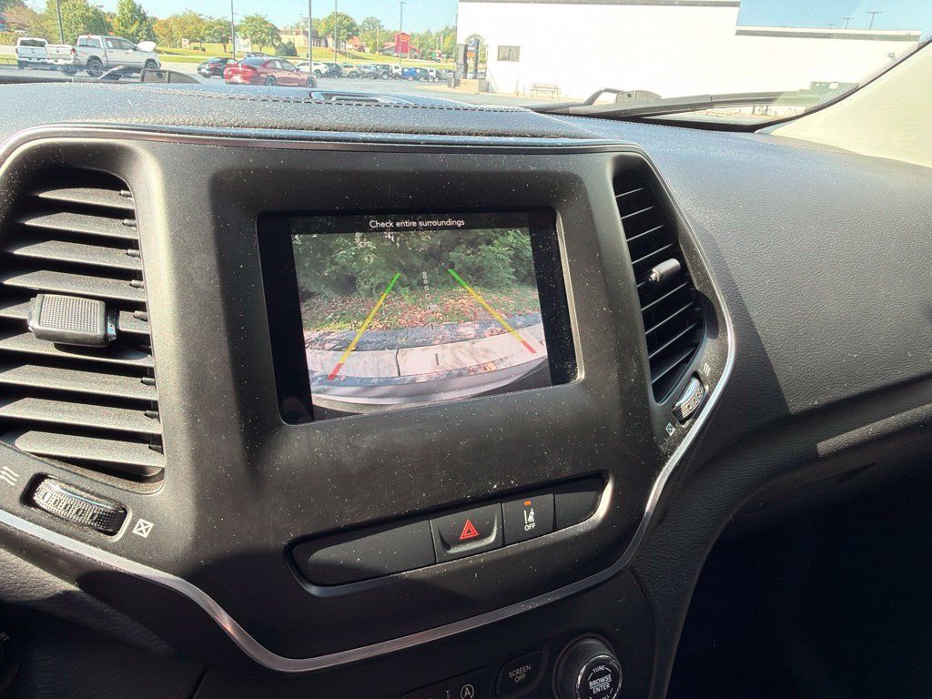 Certified 2021 Jeep Cherokee Latitude FWD image 12