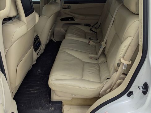 Used 2013 Lexus LX 570 4WD image 14