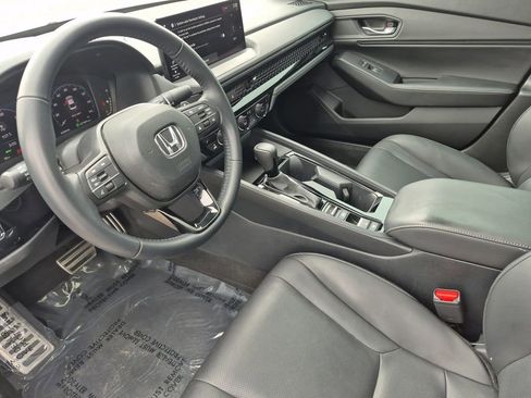 Used 2023 Honda Accord Sport image 10