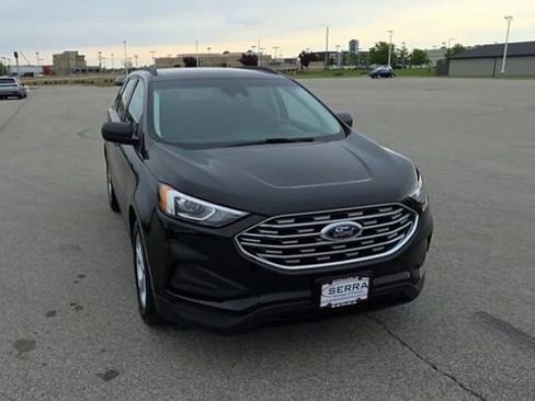 Used 2020 Ford Edge SE w/ Cargo Accessory Package FWD image 4
