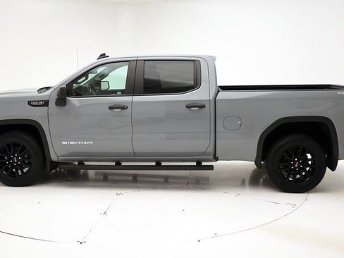Used 2024 GMC Sierra 1500 Pro w/ Graphite Edition AWD/4WD image 5