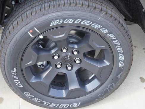 New 2026 RAM 1500 Lone Star AWD/4WD image 11