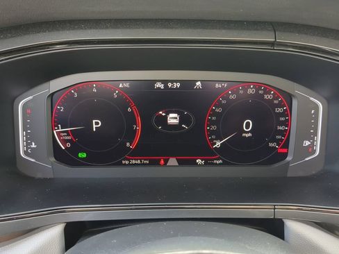 Certified 2023 Volkswagen Taos SEL AWD/4WD image 34