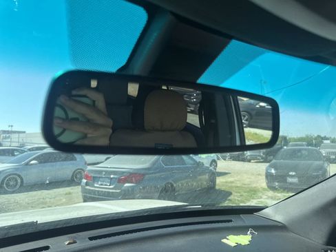 Used 2013 Ford Explorer Limited image 24