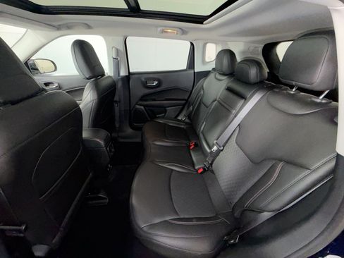 Used 2019 Jeep Compass Latitude w/ Popular Equipment Group AWD/4WD image 25