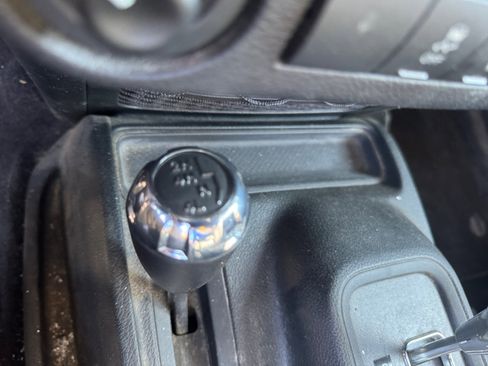 Used 2018 Jeep Wrangler Sport image 20